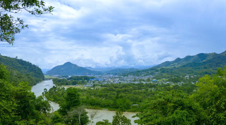 Melhores ofertas de aluguel de carros em Tingo Maria